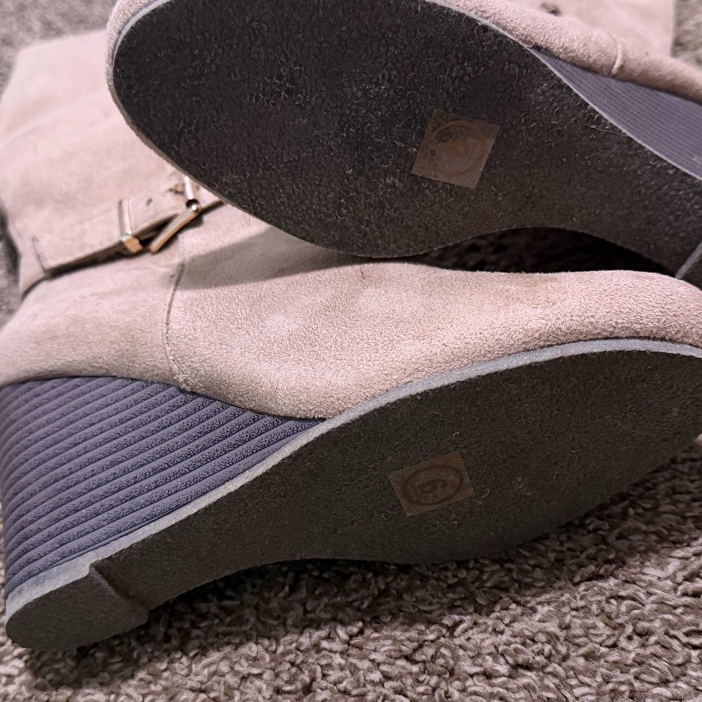 Rue 21 fashion boots, size 6 M, wedge heel, taupe color, new - Picture 2 of 7
